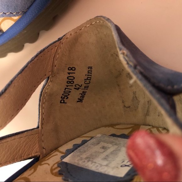 NWOT Fly London Wedges - Picture 6 of 6